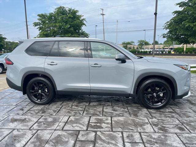 new 2025 Toyota Grand Highlander Hybrid car, priced at $64,052