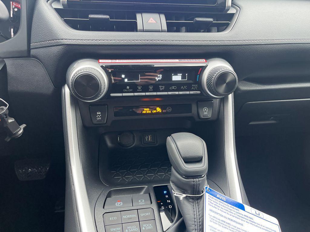 new 2025 Toyota RAV4 car, priced at $31,271