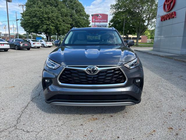 used 2024 Toyota Highlander car, priced at $50,445