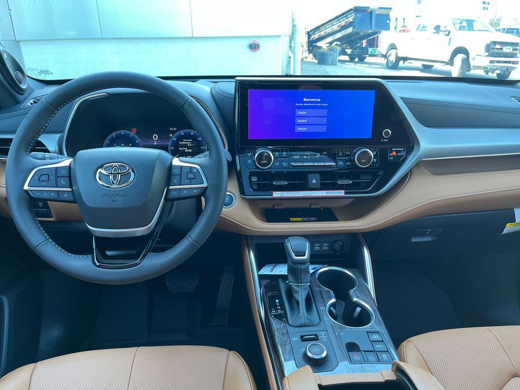 new 2025 Toyota Highlander car, priced at $56,366