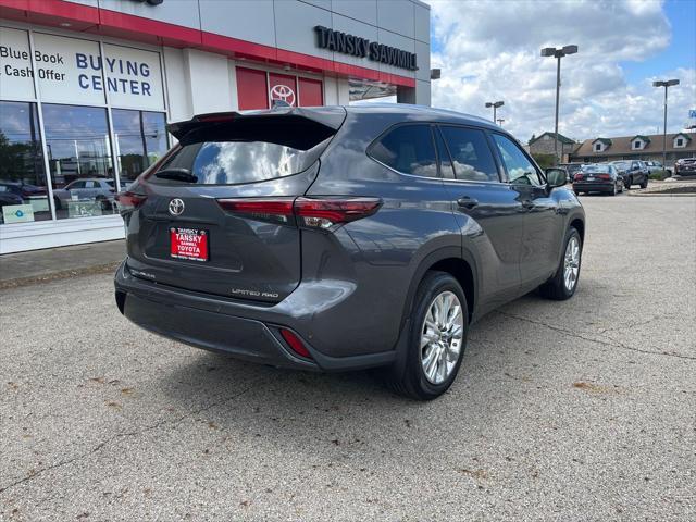used 2024 Toyota Highlander car, priced at $48,982