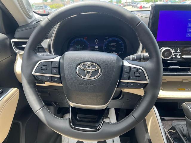 used 2024 Toyota Highlander car, priced at $48,982
