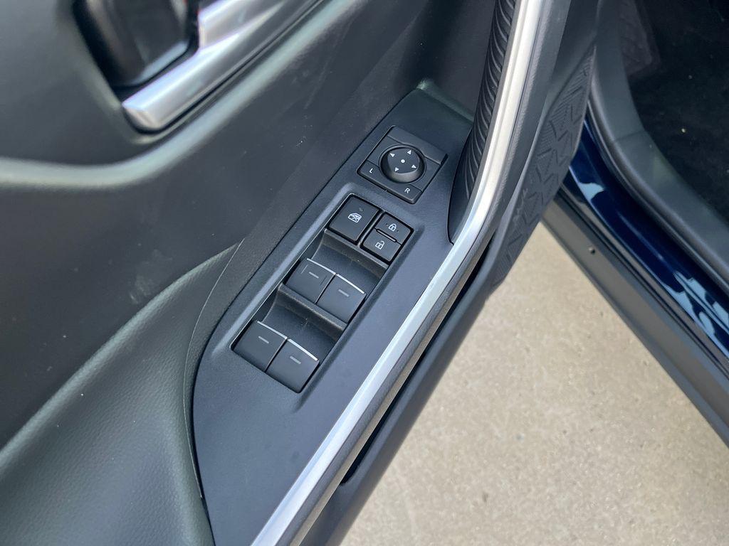 new 2025 Toyota RAV4 car, priced at $34,425
