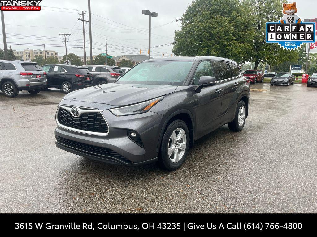 used 2022 Toyota Highlander car, priced at $28,976