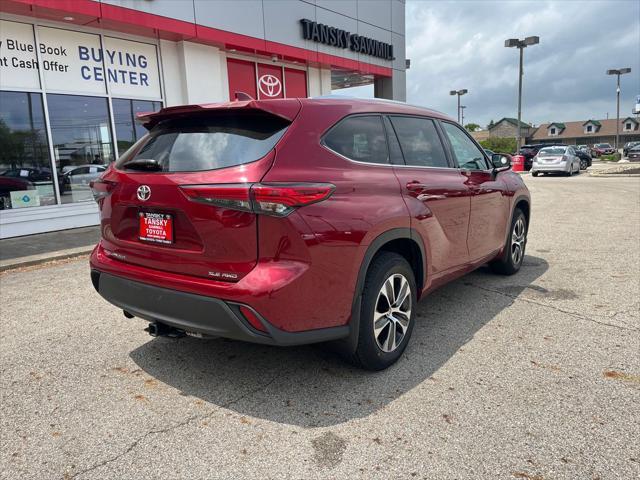 used 2020 Toyota Highlander car, priced at $33,537