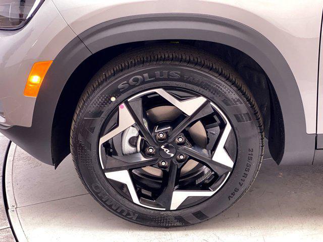 new 2025 Kia Seltos car, priced at $28,575