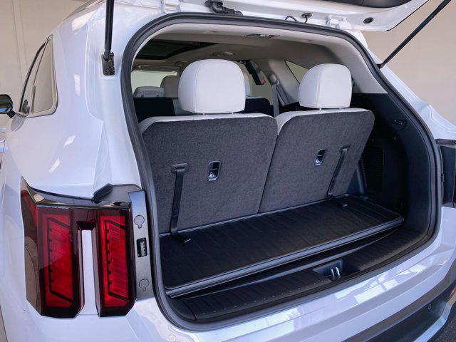 new 2025 Kia Sorento car, priced at $38,795