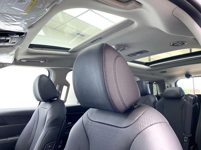 new 2025 Kia Carnival car, priced at $54,880