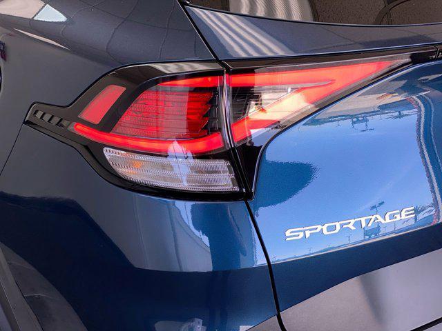 new 2025 Kia Sportage Hybrid car, priced at $34,220