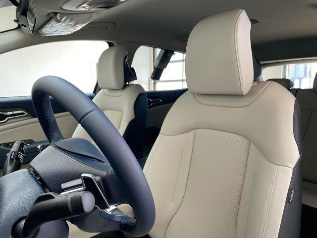new 2025 Kia Sportage Hybrid car, priced at $34,220