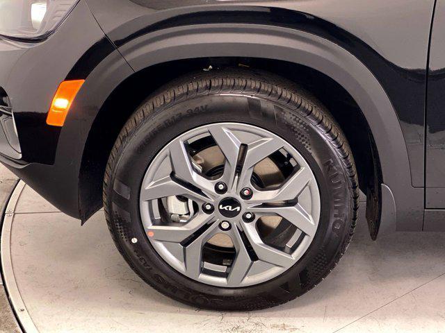 new 2025 Kia Seltos car, priced at $27,355