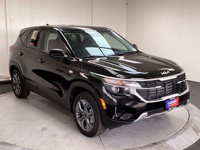new 2025 Kia Seltos car, priced at $27,355