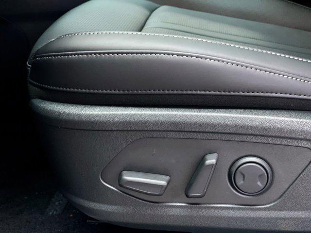 new 2026 Kia Sorento Hybrid car, priced at $44,370