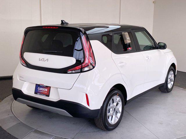 new 2025 Kia Soul car, priced at $25,095