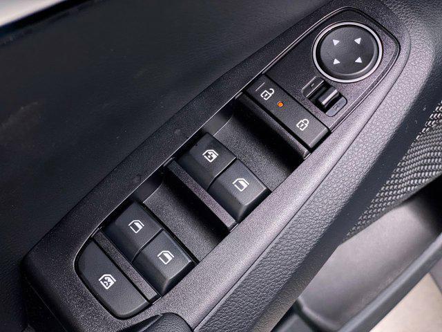new 2025 Kia Seltos car, priced at $28,575