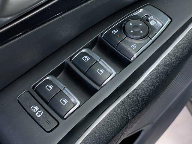 new 2026 Kia Sorento car, priced at $38,070
