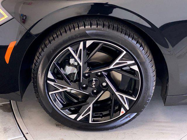 new 2026 Kia K5 car, priced at $30,045