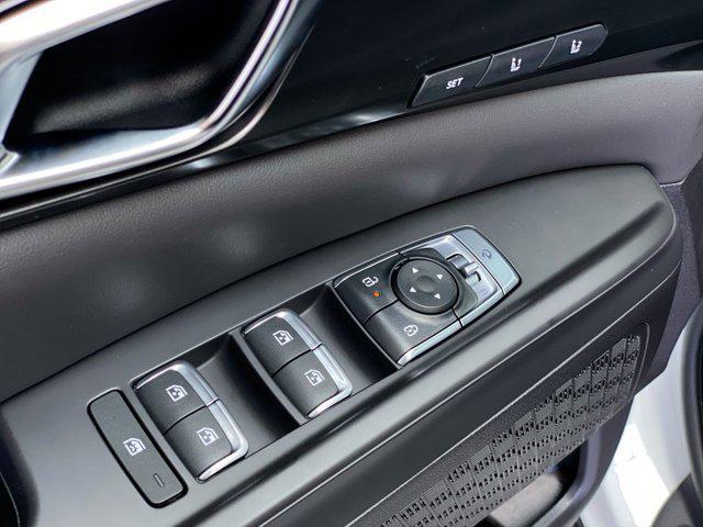 new 2026 Kia Carnival Hybrid car, priced at $51,285