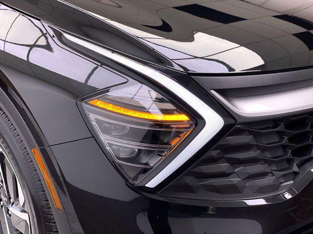 new 2025 Kia Sportage Hybrid car, priced at $30,995