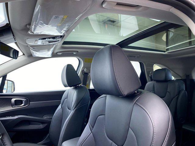 new 2025 Kia Sorento Plug-In Hybrid car, priced at $50,930