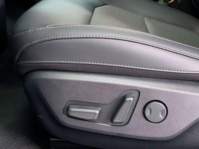 new 2025 Kia EV6 car, priced at $48,400