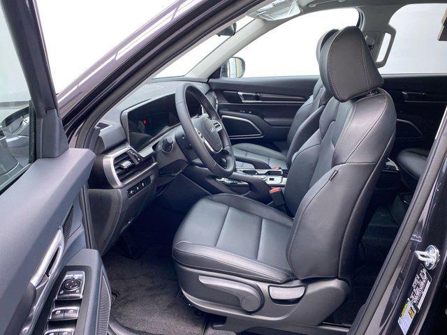 new 2025 Kia Telluride car, priced at $38,120