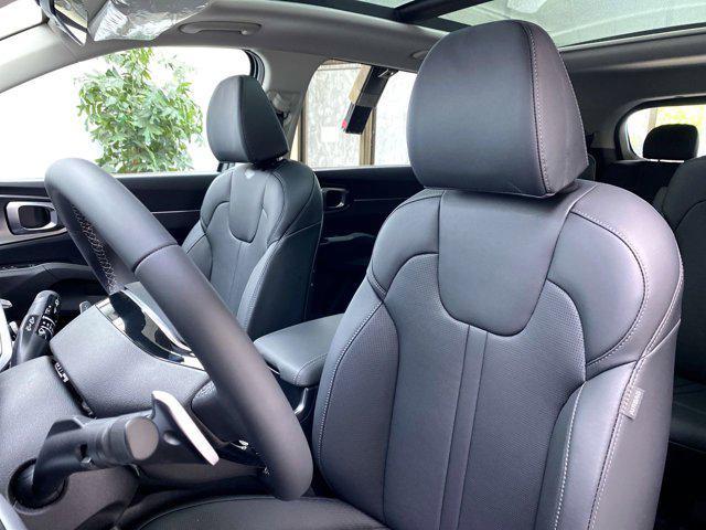 new 2025 Kia Sorento Hybrid car, priced at $41,630