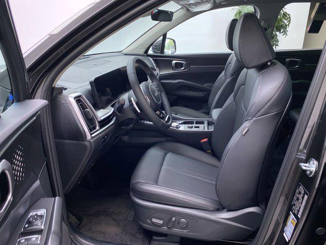 new 2025 Kia Sorento Hybrid car, priced at $41,630
