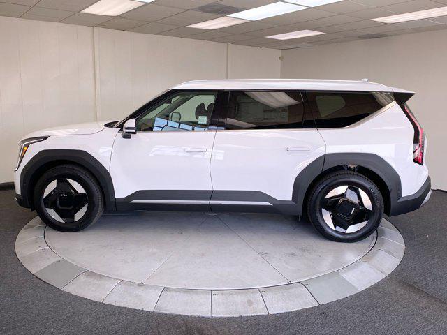 new 2026 Kia EV9 car, priced at $66,470