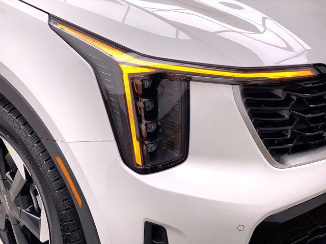 new 2025 Kia Sorento Hybrid car, priced at $42,125