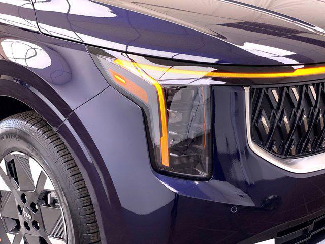 new 2026 Kia Carnival Hybrid car, priced at $42,690