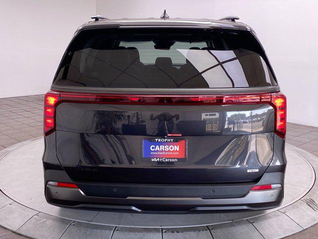 new 2025 Kia Carnival car, priced at $50,370