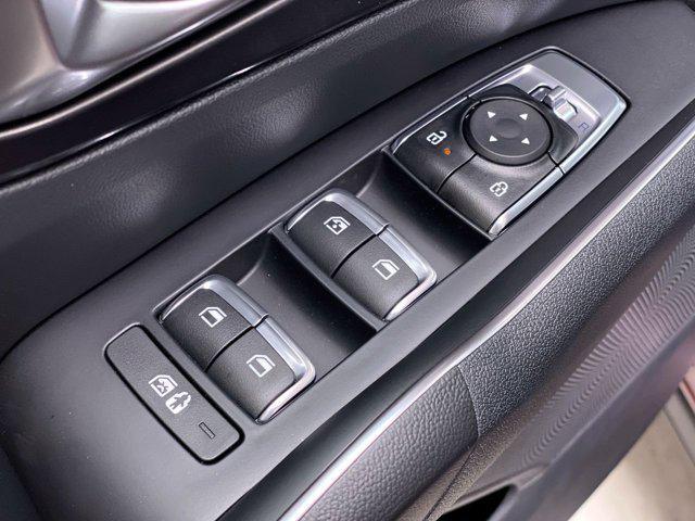 new 2025 Kia Sorento car, priced at $34,125