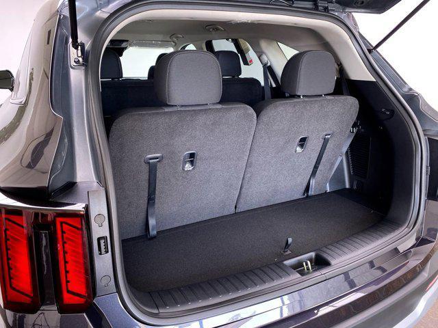 new 2025 Kia Sorento car, priced at $33,630