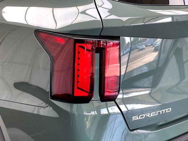 new 2025 Kia Sorento Hybrid car, priced at $40,330