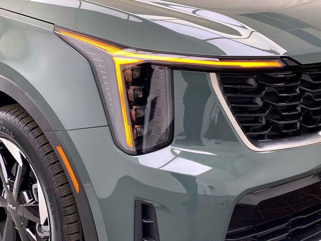 new 2025 Kia Sorento Hybrid car, priced at $40,330