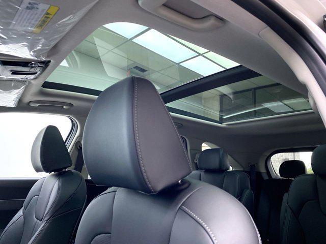 new 2025 Kia Sorento Hybrid car, priced at $42,125