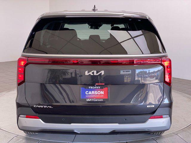 new 2025 Kia Carnival Hybrid car, priced at $42,160