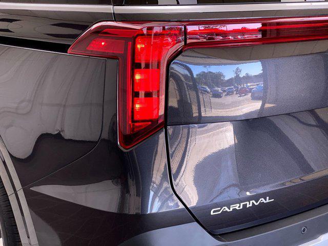 new 2025 Kia Carnival Hybrid car, priced at $42,160