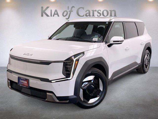 new 2025 Kia EV9 car, priced at $66,315