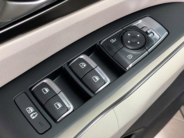 new 2025 Kia Sorento Hybrid car, priced at $40,565