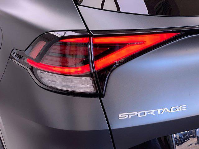 new 2025 Kia Sportage Hybrid car, priced at $40,305