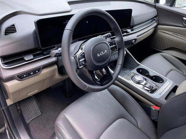 new 2025 Kia Carnival Hybrid car, priced at $44,765