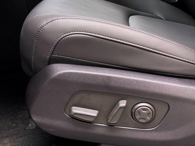 new 2025 Kia Carnival car, priced at $40,995