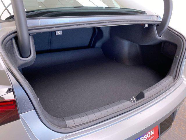 new 2025 Kia K5 car, priced at $30,245