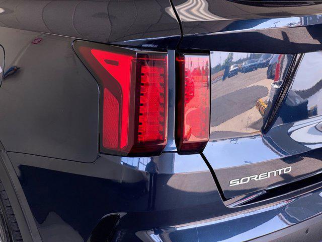 used 2023 Kia Sorento Hybrid car, priced at $28,995