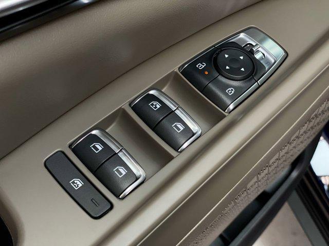 new 2025 Kia Carnival car, priced at $38,500