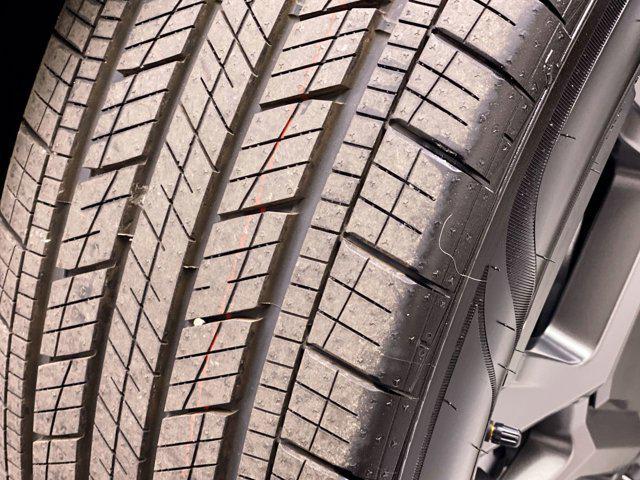 new 2026 Kia Carnival Hybrid car, priced at $45,385