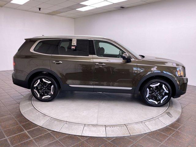 new 2024 Kia Telluride car, priced at $44,285