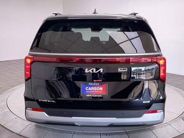 new 2025 Kia Carnival car, priced at $44,855